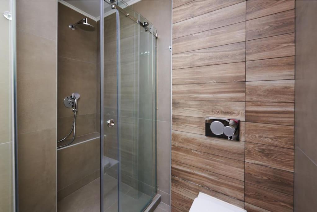 Apartment In The Heart Of The City Atenas Exterior foto