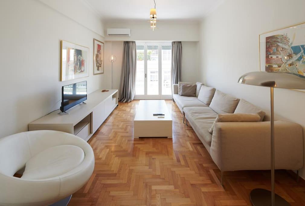 Apartment In The Heart Of The City Atenas Exterior foto